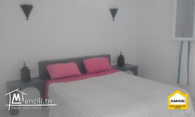 Une spacieuse villa Houch avec piscine à vendre à Tezdaine Djerba