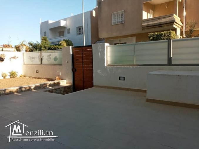 Duplex neuf à quelques mètres de la plage