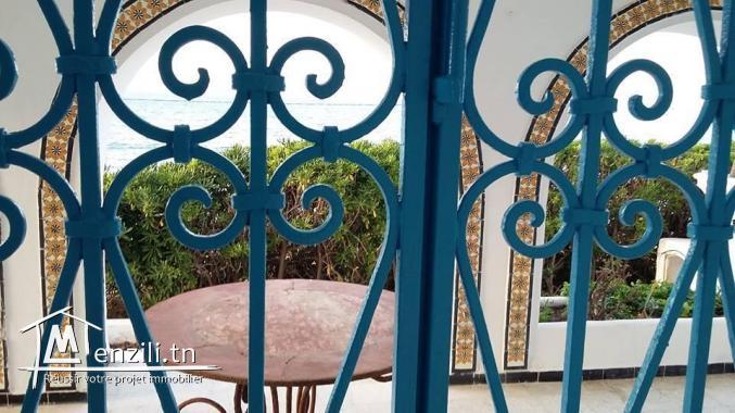Réf 5185: une Belle Villa pied dans l'eau Rafraf, Bizerte