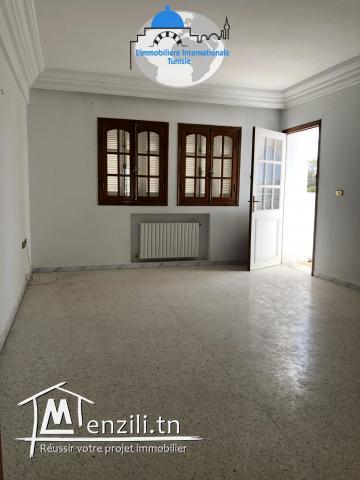 un appartement S2 à trik chott