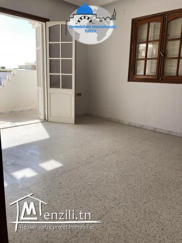 un appartement S2 à trik chott