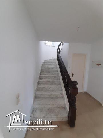 Réf 1438:  Vaste villa S+3, corrniche , Bizerte
