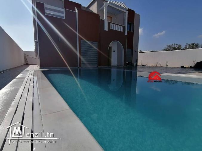 VENTE VILLA NEUVE AVEC PISCINE A ARKOU DJERBA