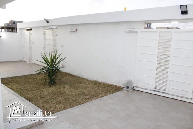 villa H.S pied dans l'eau à Rejiche Mahdia