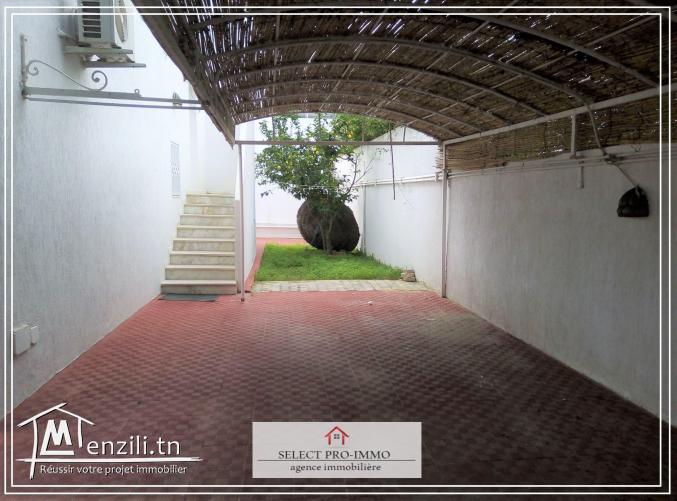 A louer RDC villa + Studio à Mrezga - AA146