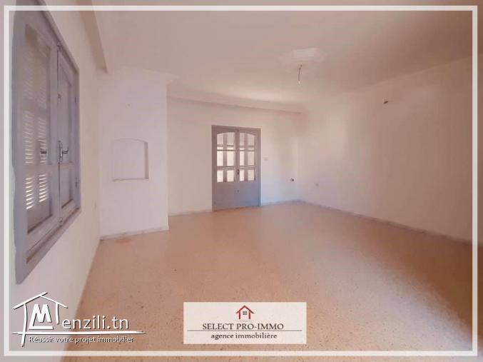 A louer étage de villa S+3 à Erriadh Nabeul - KK152