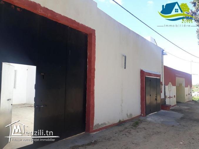 للبيع ثلاث منازل في أحواز قليبية