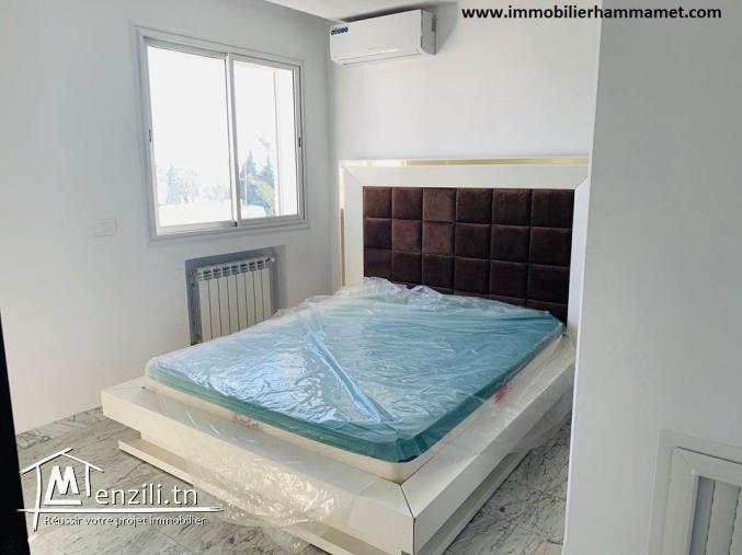 Un étage de villa et un garage à Hammamet