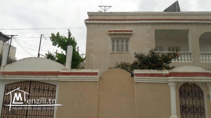 une coquette villa à Jaafar 2 .