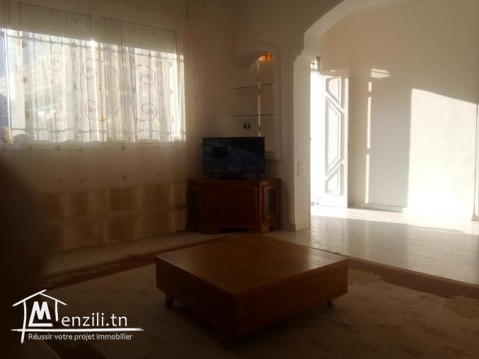 Maison climatisé avec garage voiture à 3 minutes de plage mansoura