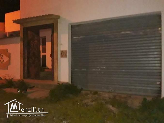 Maison à vendre prix 175 mille dinars 