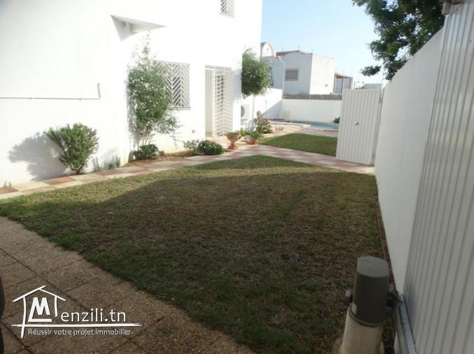 VILLA KINZA V823 MME SERINE