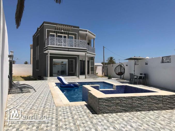 Réf : LS03   Location saisonnière d'une villa haute standing