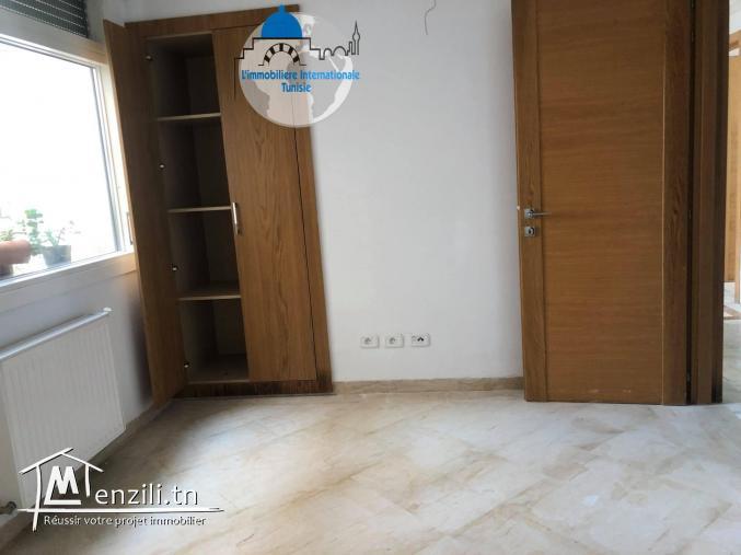 A louer un beau appartement à khezama Est