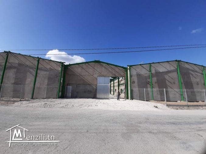 A LOUER LOCAL INDUSTRIEL A GROMBALIA