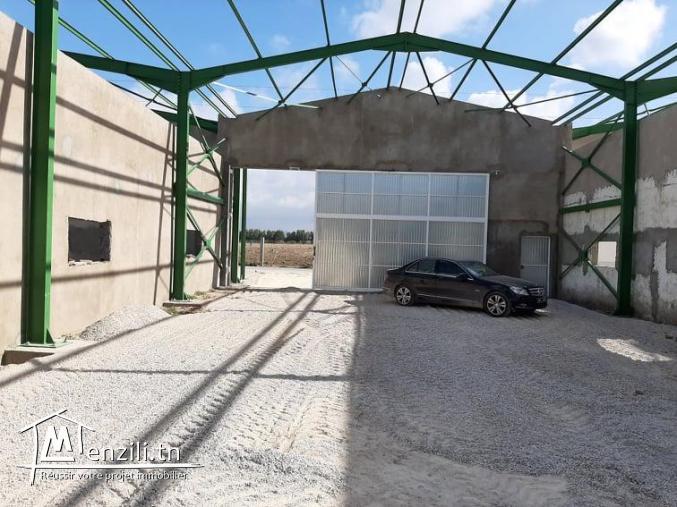 A LOUER LOCAL INDUSTRIEL A GROMBALIA