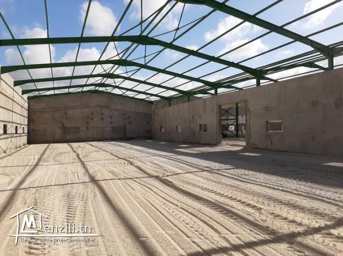 A LOUER LOCAL INDUSTRIEL A GROMBALIA