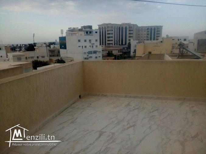 Joli petit appartement meublé