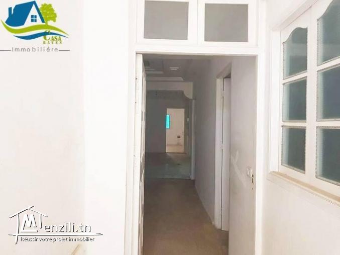 maison avec garage à kélibia