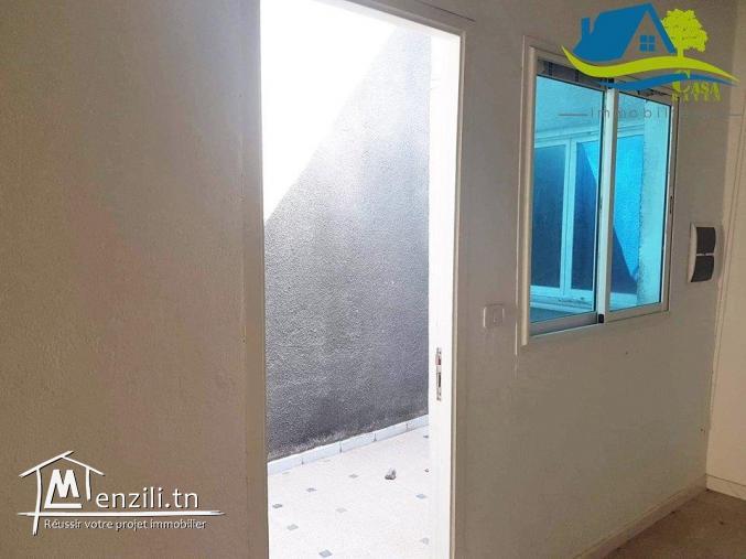 maison avec garage à kélibia