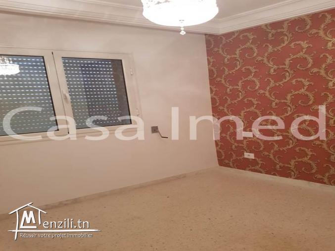 bel appartement à l'aouina