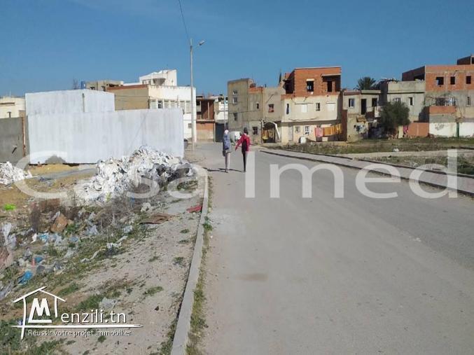 terrain 283 m2 à la soukra