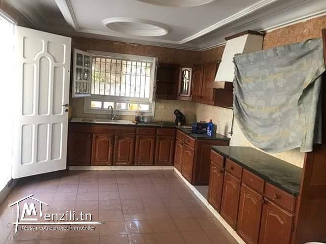 Coquet étage de villa S +4