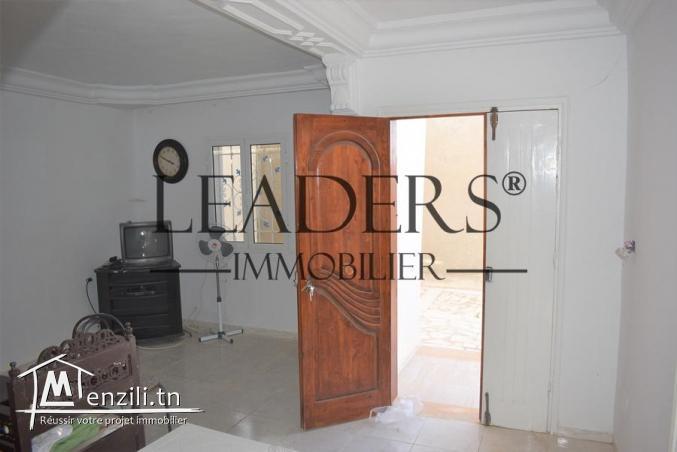 A vendre une maison  à 4 km de yasmine Hammamet