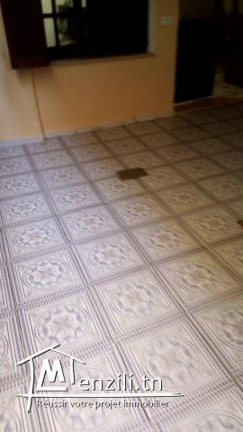 Ref 2189 une maison à deux niveaux centre ville bizerte