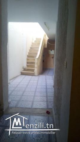 Ref 2189 une maison à deux niveaux centre ville bizerte