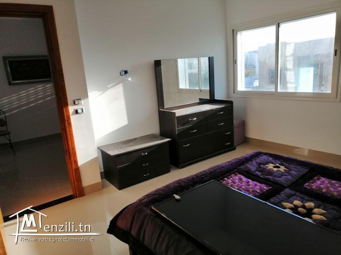 A louer à l'année vide à Mrezga KK233