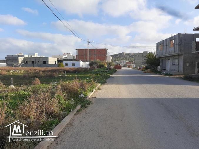 أرض قريبة للبحر حذا البرج قليبية