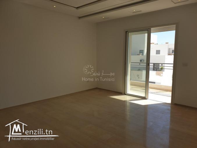 appartement S+2 d'une superficie totale de 130 m2