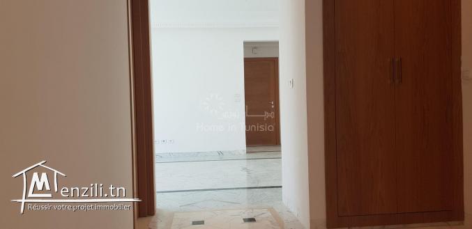 LOCATION APPARTEMENT KHEZAMA OUEST