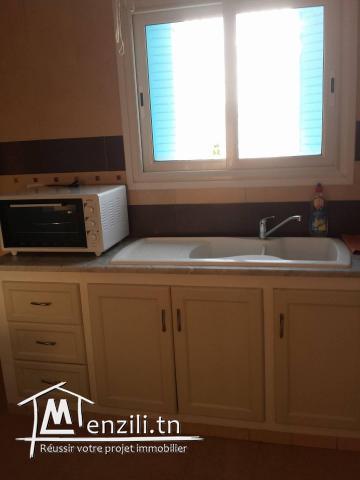 En location 1er étage d'une villa S+2  