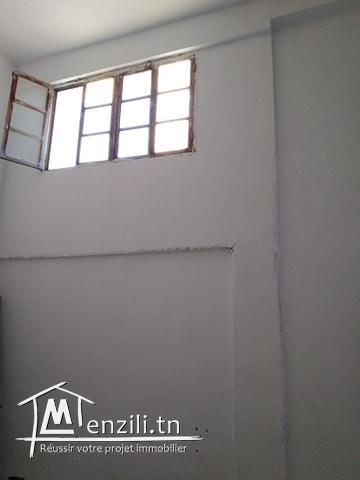 local a louer de 80 m2