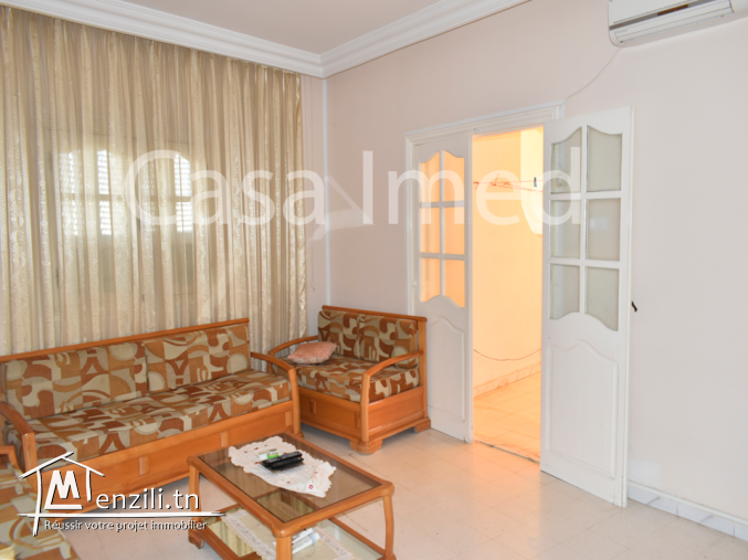 une maison et 6 locaux commerciaux a bardo