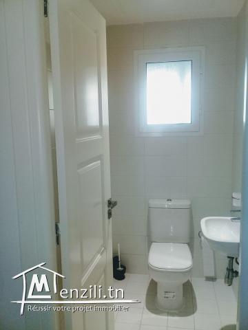 Réf : L25 : un appartement meublé pour une location annuelle.