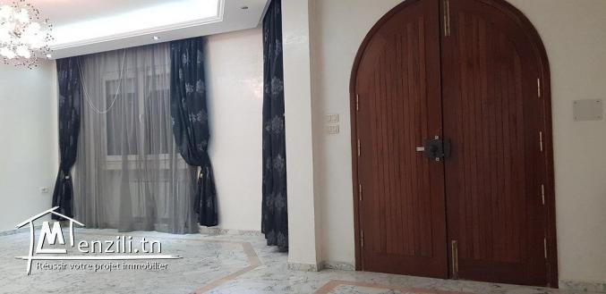 Villa Indépendante RDC S+3 AVEC GARAGE À LOUER A KANTAOUI