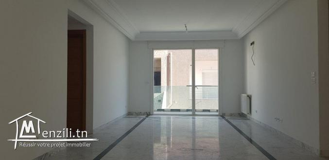 Sublime Appartement  S+3 tout neuf À louer à Khezema Est