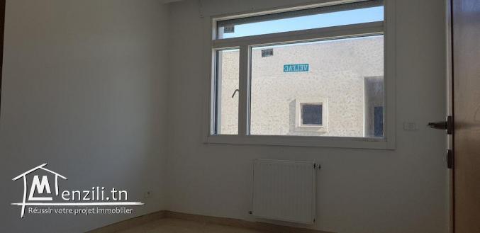 Sublime Appartement  S+3 tout neuf À louer à Khezema Est