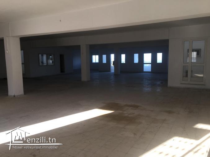 Local commercial à louer  Prix: 1600DT