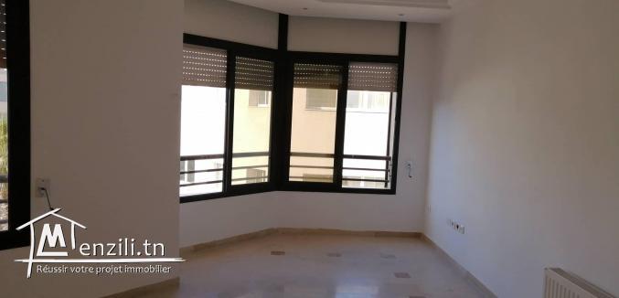 A louer bureau aux berges du lac