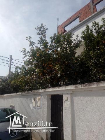 Villa 2 niveaux+étage inachevé+jardin