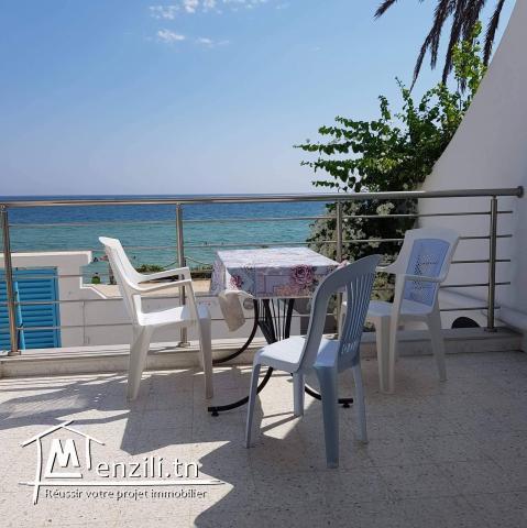 a louer une villa pied dans l'eau à chatte mariem 54221787