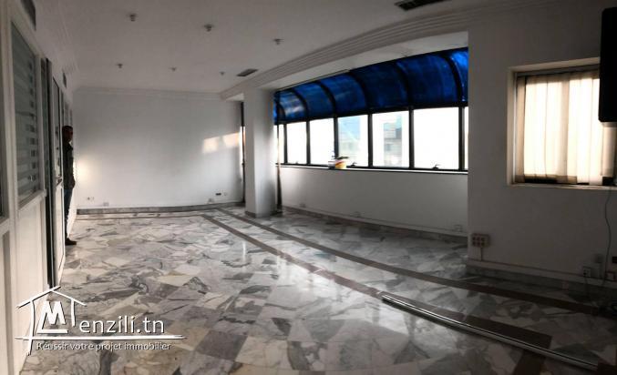 BUREAU 5 PIECES LAC 1 IMMEUBLE BUREAUTIQUE