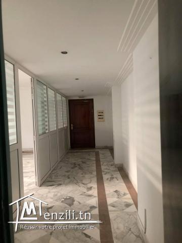 BUREAU 5 PIECES LAC 1 IMMEUBLE BUREAUTIQUE