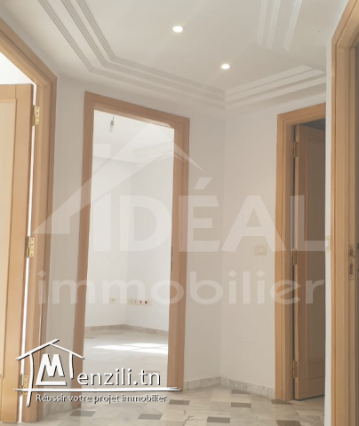 A louer Bureau de 145 m2 au Lac 1