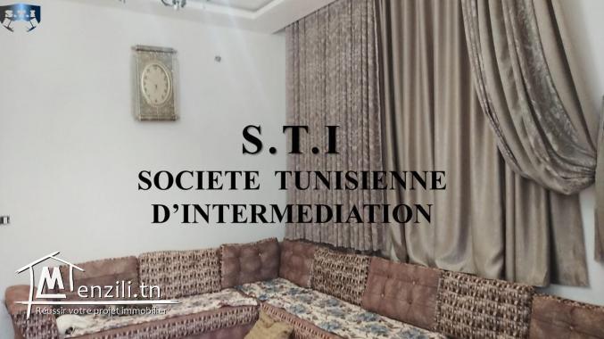 Villa Haut Standing de 1000 m² à vendre à Béni Khalled 