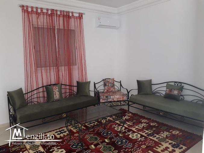 A louer Villa s+3 style Djerbien